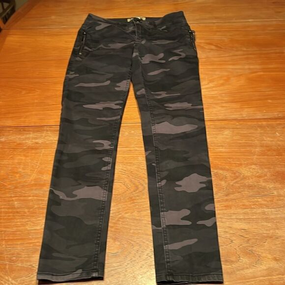Democracy Camouflage Absolution Jeans - Picture 1 of 11